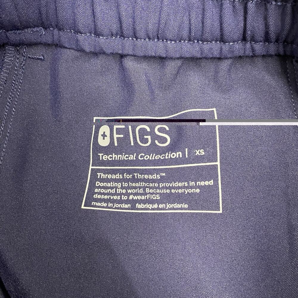 FIGS Classic Zamora Jogger Scrub Pants Women's Size XS Navy Blue Cargo Pockets - Picture 2 of 9